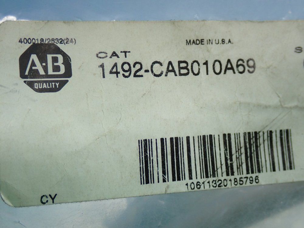 Allen Bradley 1.0m Long Pre-wired 1769 Digital I/o Cable - 1492-cab010a69