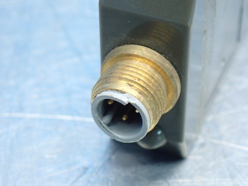 Omron D4cc-series Miniature Limit Switch - D4cc-3002