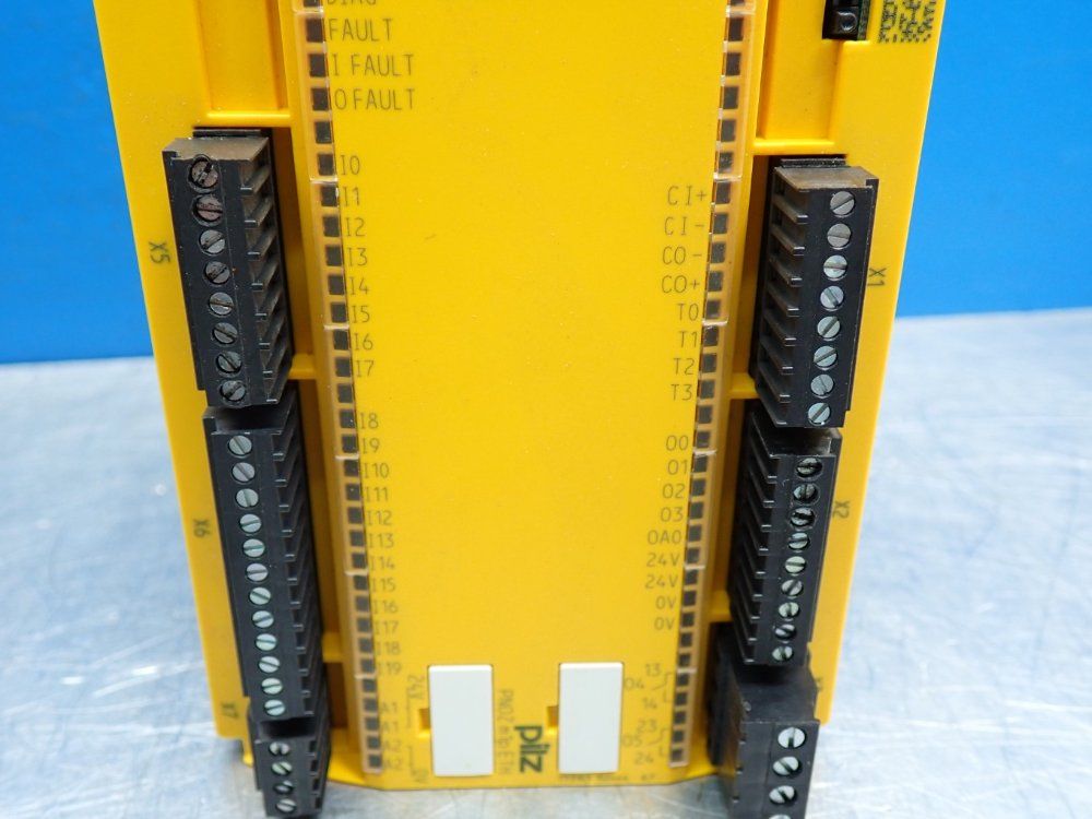 Pilz 32-140 °f Safety System Communication Interface Ethernet Modbus - 773103