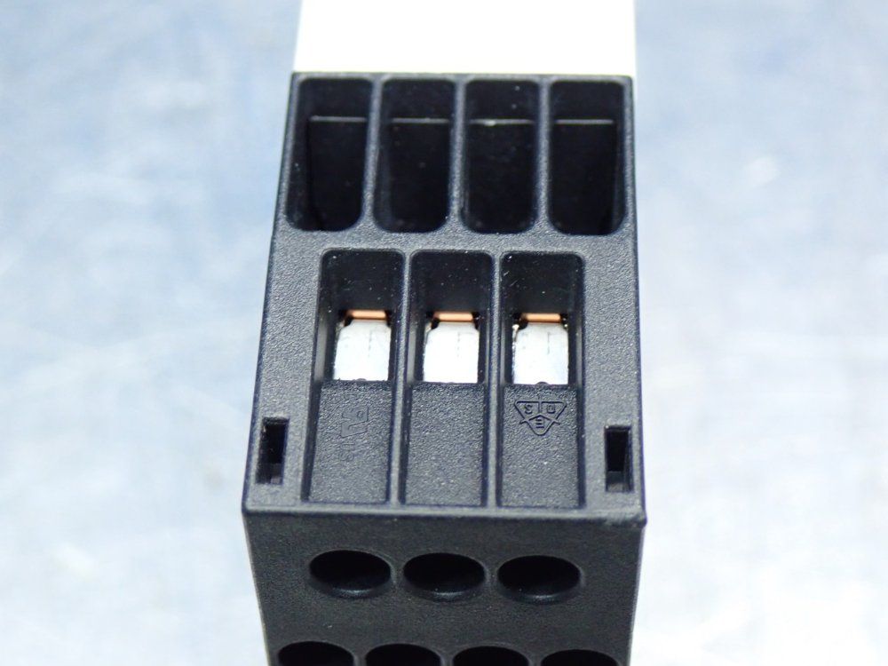 Banner 6a, 24vdc Safety Relay Module - Im-t-9a