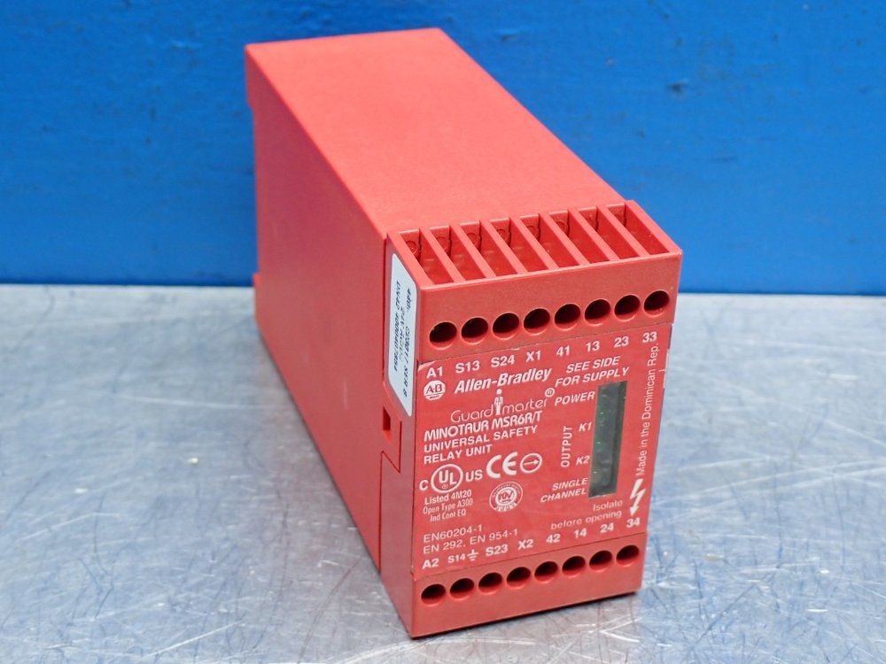 Allen Bradley 45mm Enclosure Minotaur Universal Safety Relay Unit - Msr6r/t