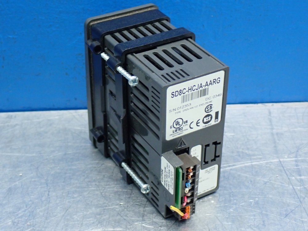 Watlow 1/8 Din Series-sd8 Temperature Control - Sd8c-hcja-aarg