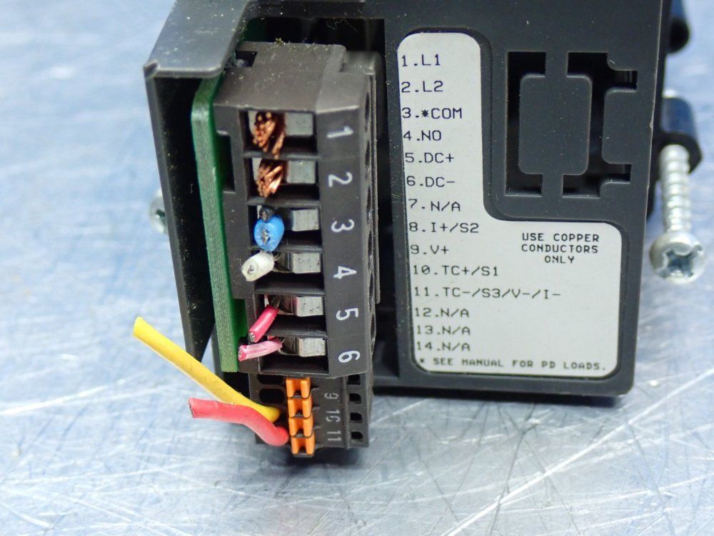 Watlow 1/8 Din Series-sd8 Temperature Control - Sd8c-hcja-aarg