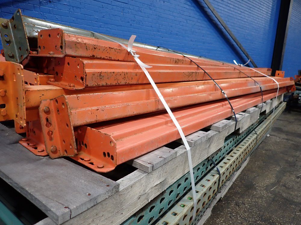 Various Sizes Pallet Racking - Teardrop