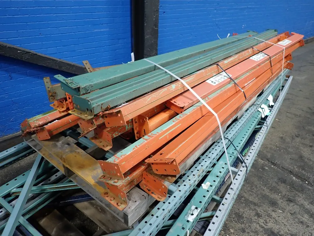 Various Sizes Pallet Racking - Teardrop