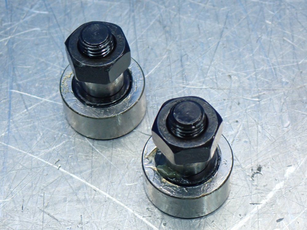 Ikq Caged Type Cam Follower Cfv-series - Cfe10-1buur