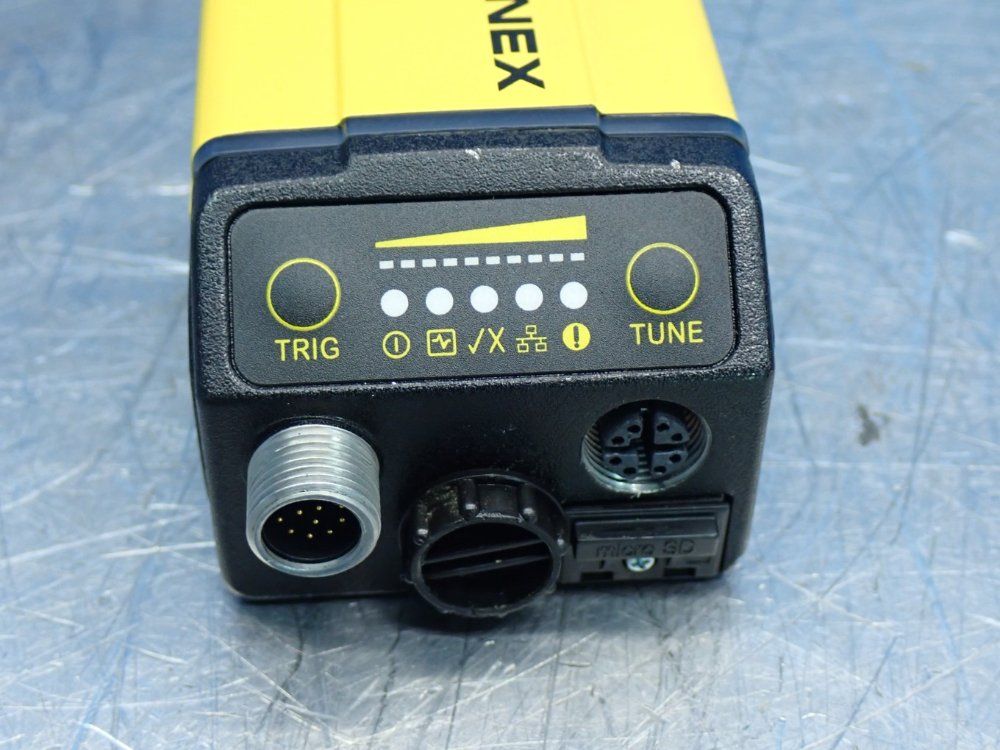 Cognex Dataman 370-series Fixed Mount Barcode Scanner - Dmr-374x-0000