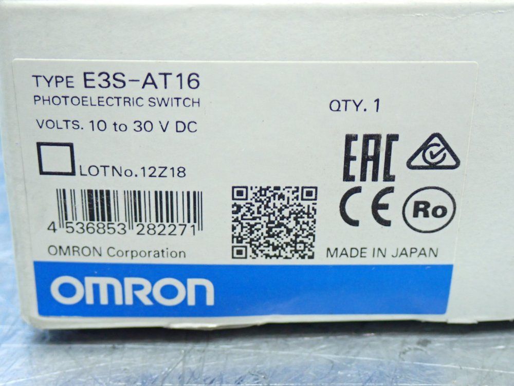 Omron 7m Sensing Distance Photoelectric Switch - E3s-at16