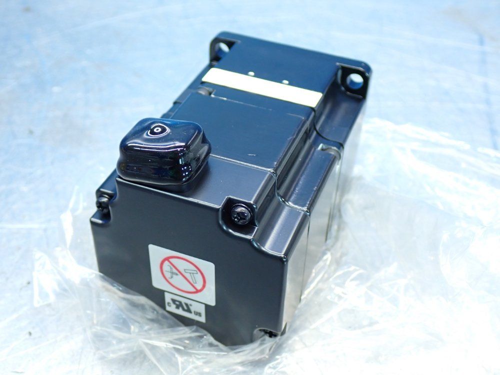 Yaskawa Servo Motor - Sgmps-01a2a2c