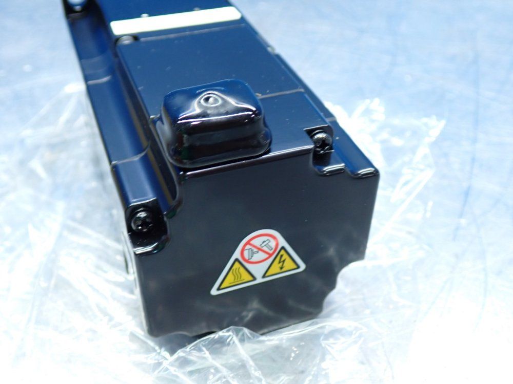 Yaskawa Servo Motor - Sgmjv-02a3m6c