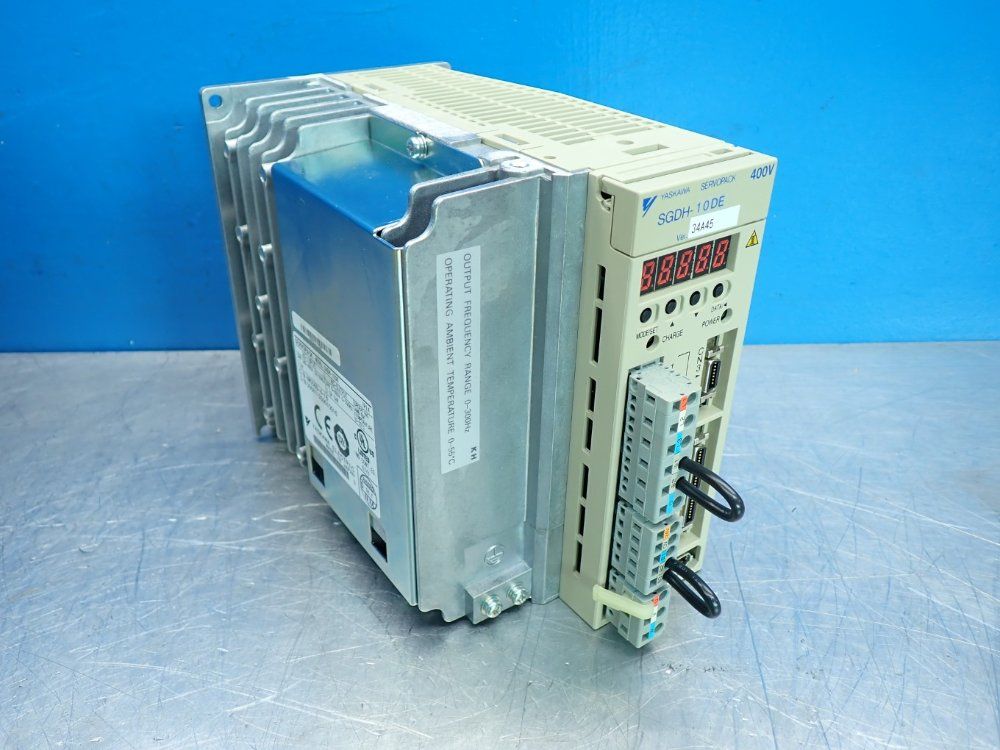 Yaskawa Sigma Ii Series Servopack Ac Servo Drive Servo Amplifier - Sgdh-10de