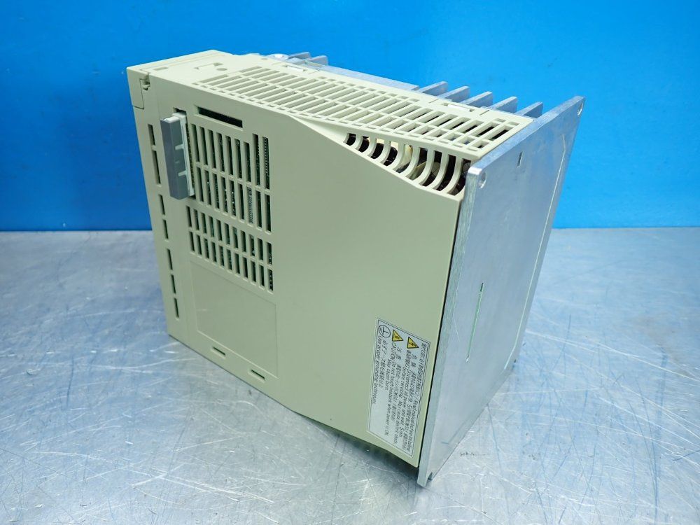Yaskawa Sigma Ii Series Servopack Ac Servo Drive Servo Amplifier - Sgdh-10de