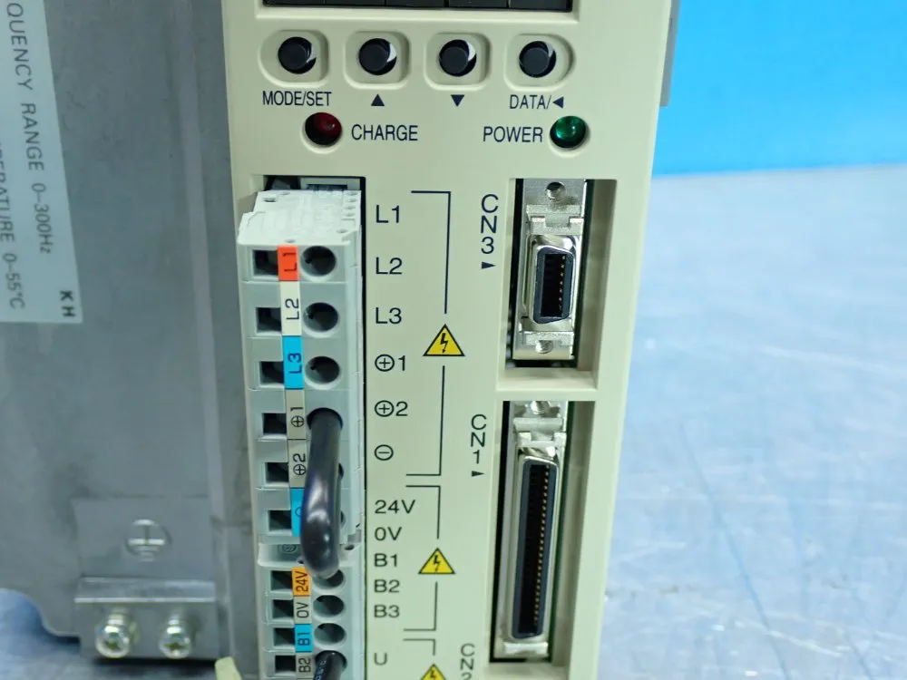 Yaskawa Sigma Ii Series Servopack Ac Servo Drive Servo Amplifier - Sgdh-10de