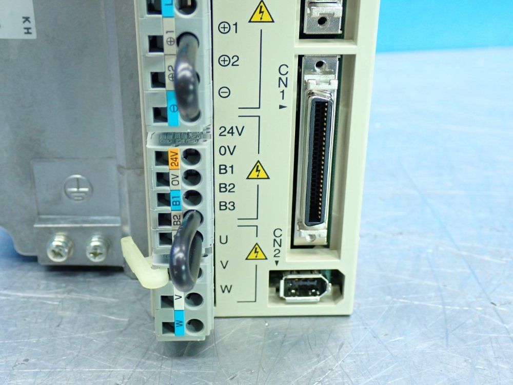 Yaskawa Sigma Ii Series Servopack Ac Servo Drive Servo Amplifier - Sgdh-10de