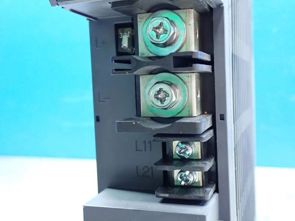 Mitsubishi Servo Drive Servo Amplifier Unit - Mds-d-v2-8080