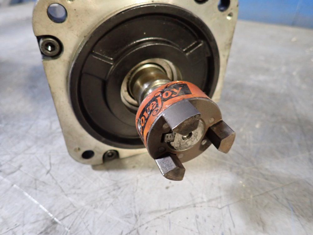 Yaskawa 1.3 Kw Servo Motor - Sgmgv-13d3a61