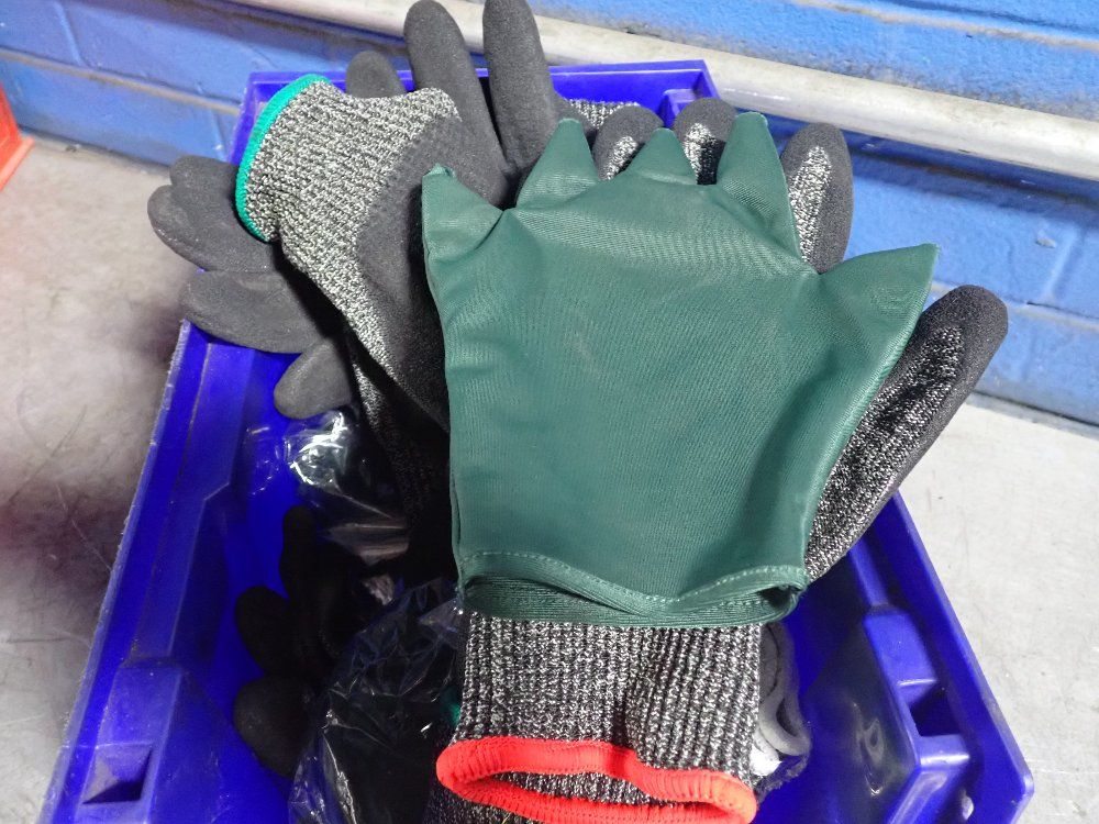 D-roc Pairs Of Gloves - Xk5500