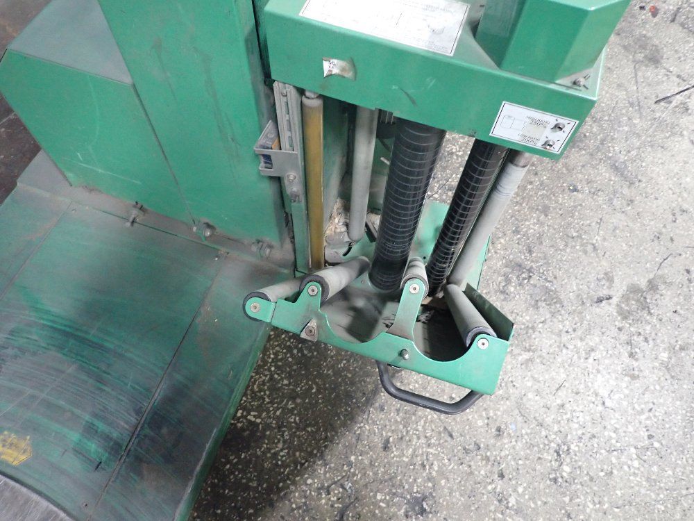 Highlight 65" Stretch Wrapper - Predator Xs