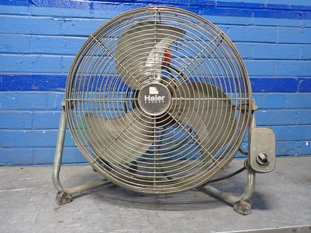 18" FLOOR FAN 