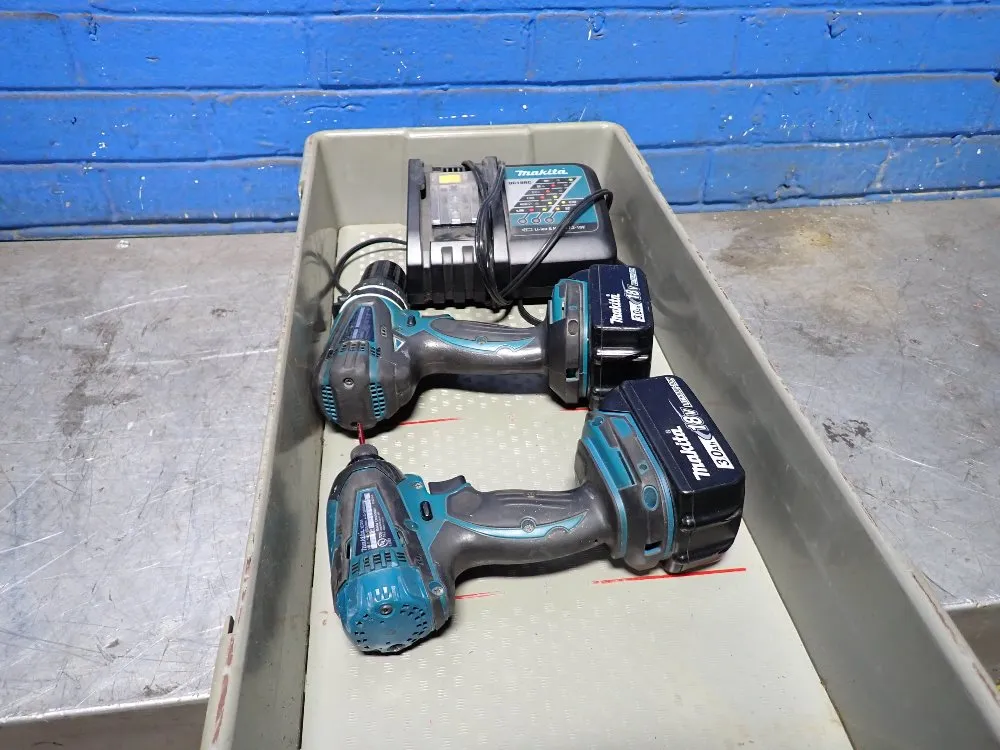 DRILLS CHARGER