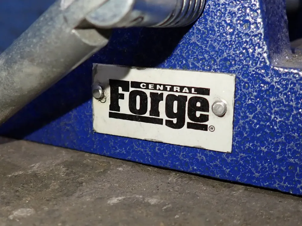 Central Forge 4" Vise