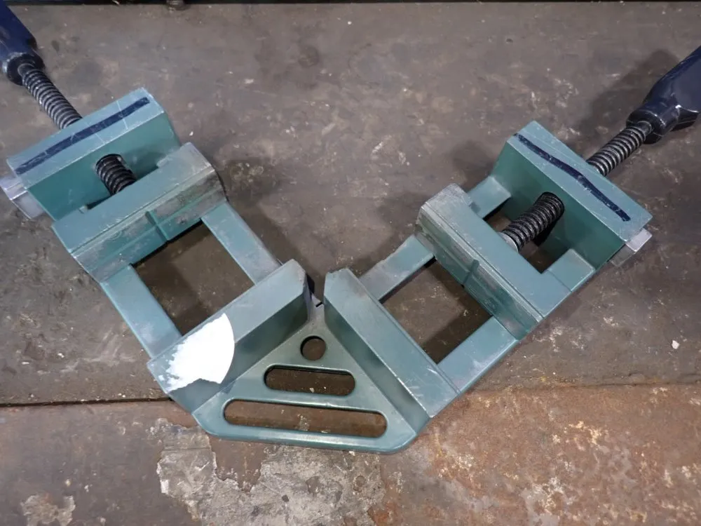 2 1/2" Corner Vise Clamp