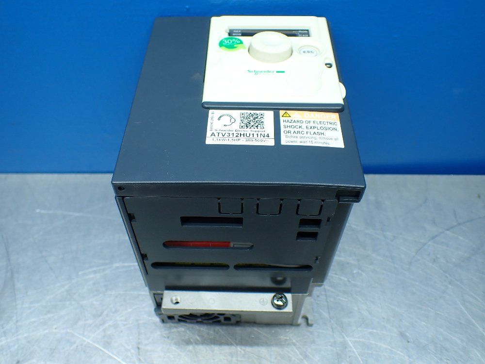 Schneider Electric Altivar Servo Drive Unit. - Atv312hu11n4
