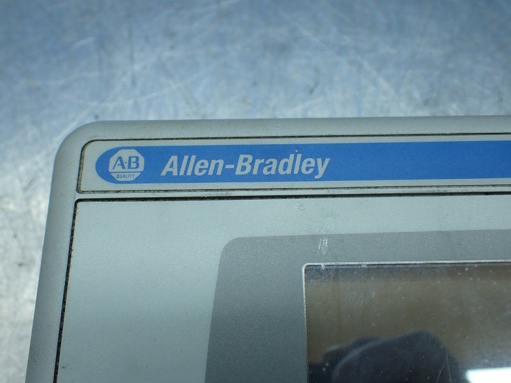 Allen-bradley Panelview Plus Operator Panel. - 2711p-t7c4d6