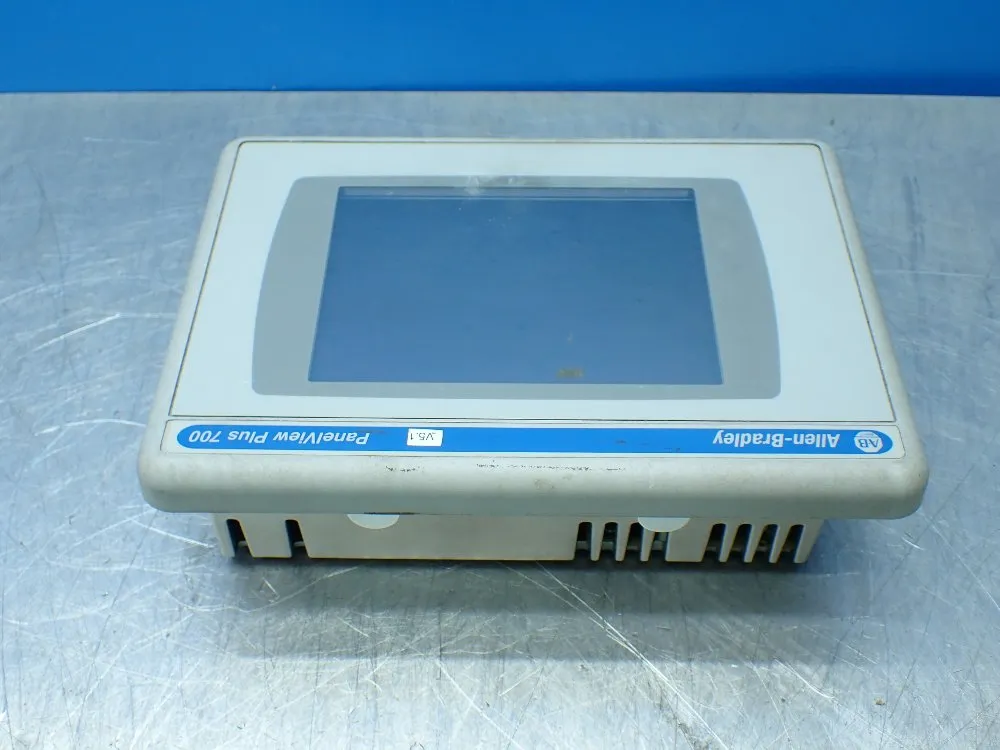 Allen-bradley Panelview Plus Operator Panel - 2711p-t7c4d6