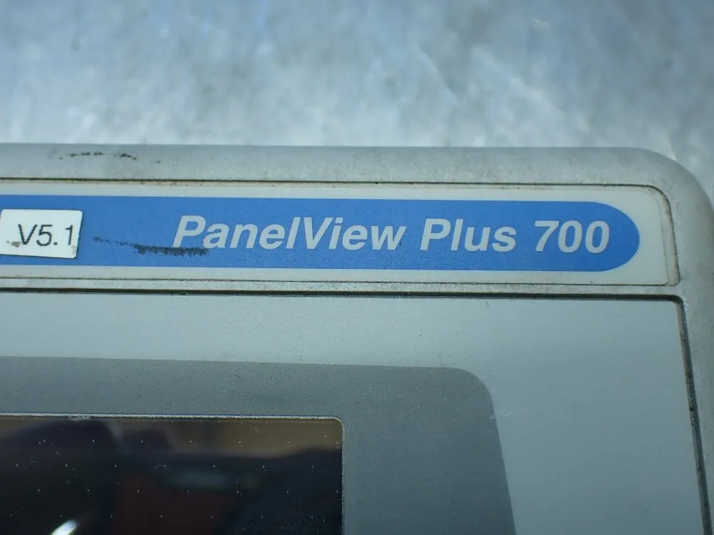 Allen-bradley Panelview Plus Operator Panel - 2711p-t7c4d6
