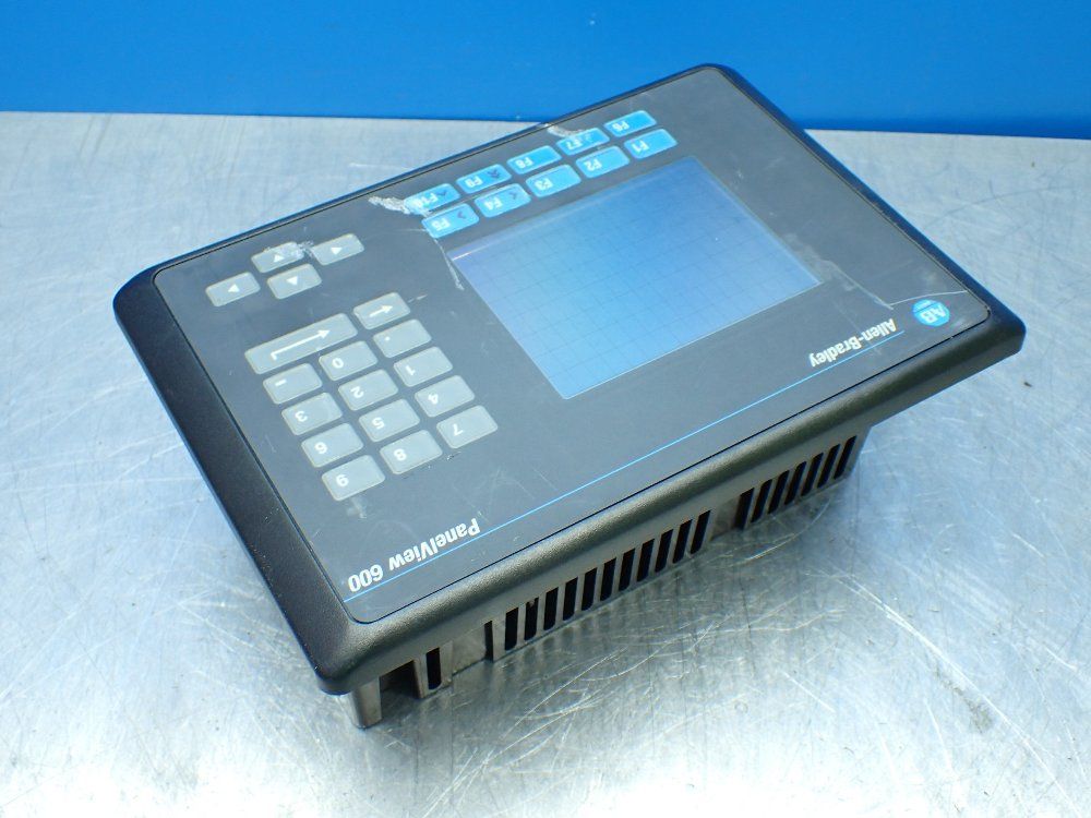 Allen-bradley Panelview 600 Operator Panel. - 2711-b6c8l1