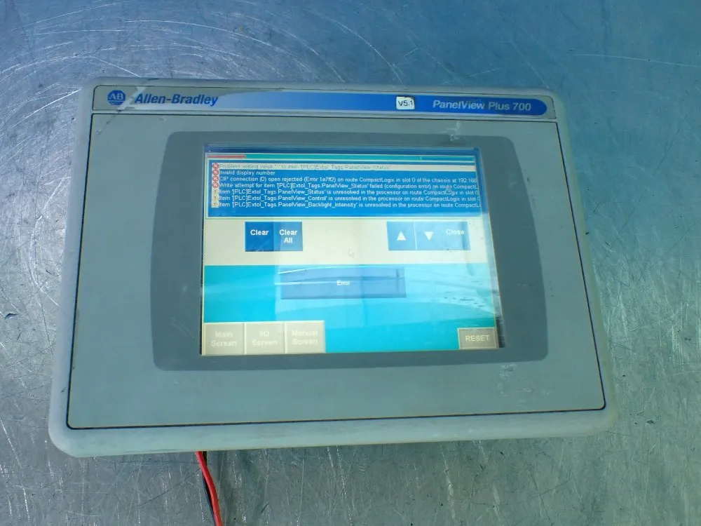 Allen-bradley Panelview Plus 700 Operator Panel - 2711p-t7c4d1