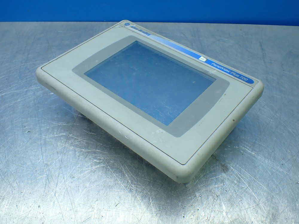 Allen-bradley Panelview Plus 700 Operator Panel - 2711p-t7c4d1