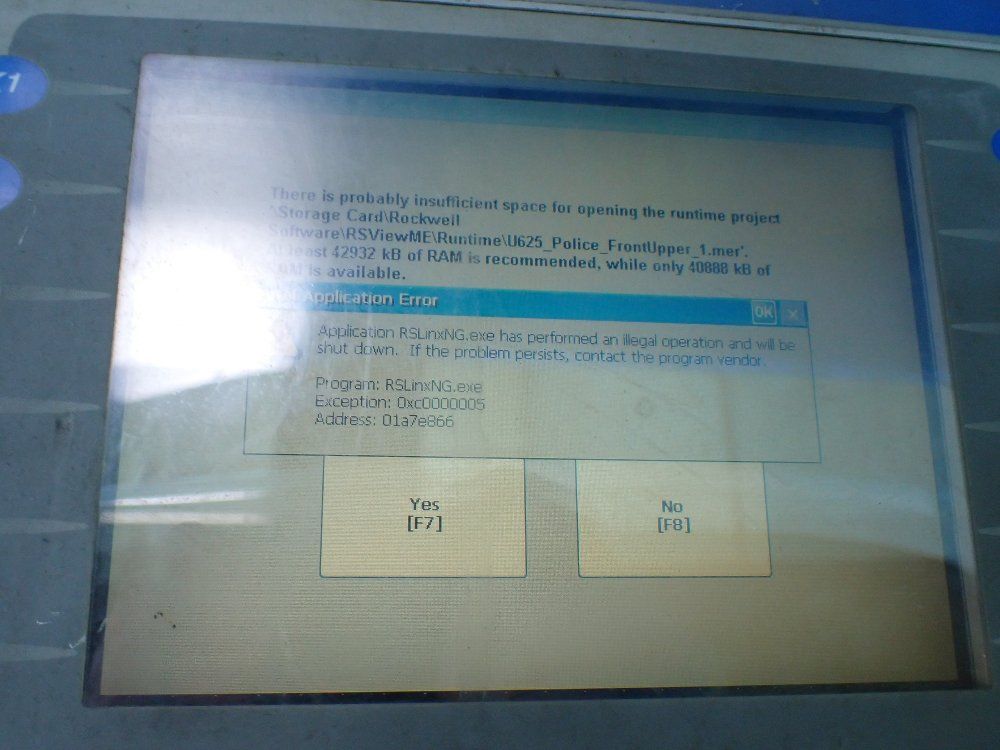 Allen-bradley Panelview Plus 700 Operator Panel. - 2711p-b7c4d1