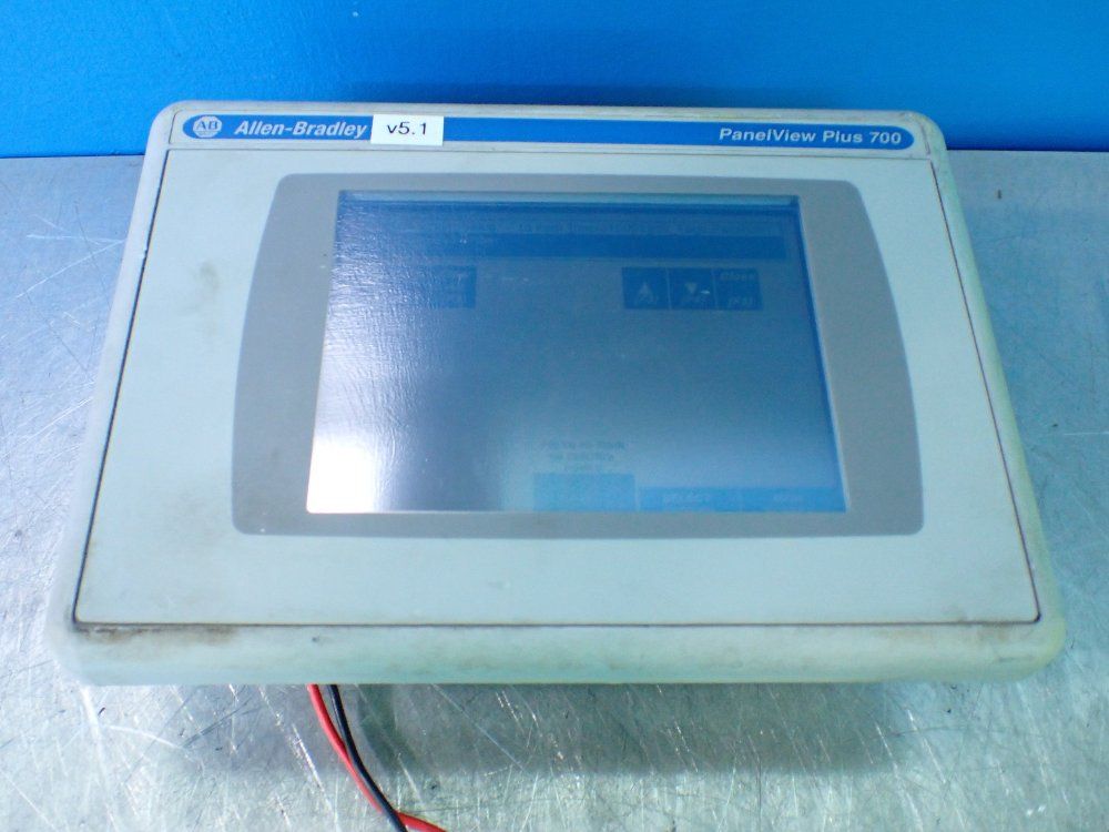 Allen-bradley Panelview Plus 700 Operator Panel Interface. - 2711p-t7c4d6
