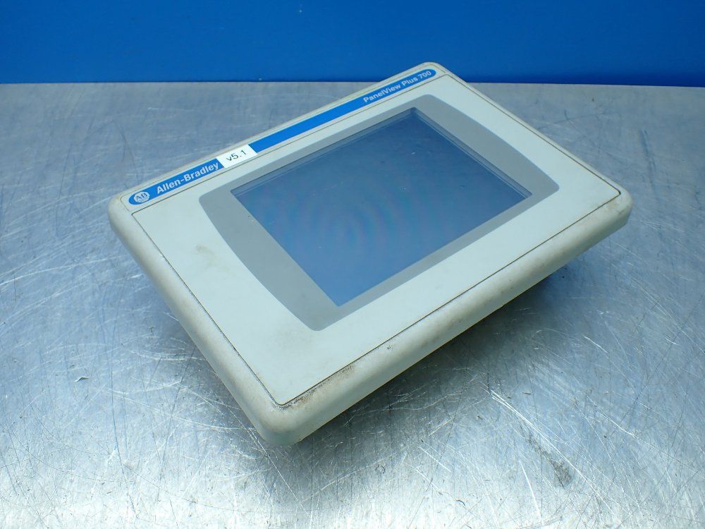 Allen-bradley Panelview Plus 700 Operator Panel Interface. - 2711p-t7c4d6