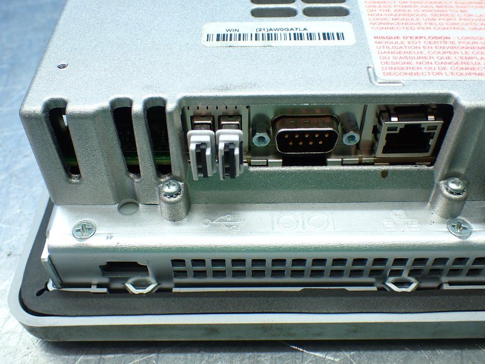 Allen-bradley Panelview Plus 700 Operator Panel Interface - 2711p-t7c4d6