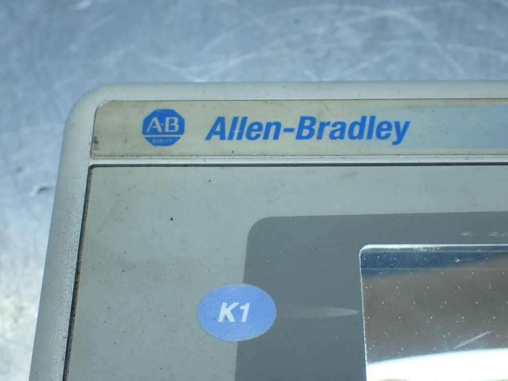 Allen-bradley Panelview Plus 1000 Operator Panel - 2711p-b10c4d1