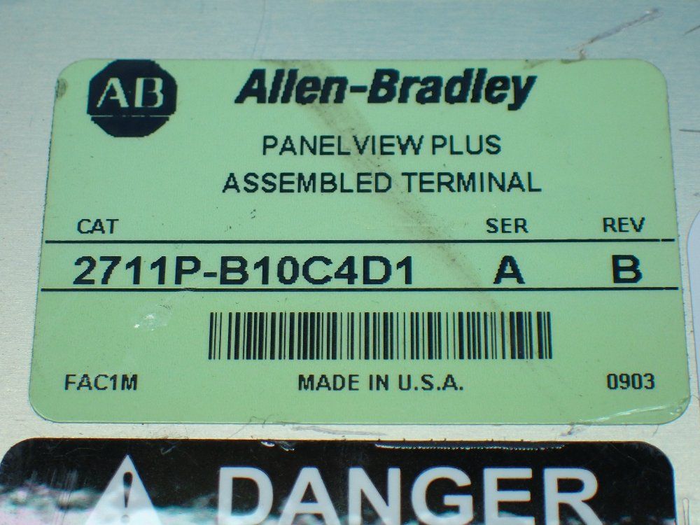 Allen-bradley Panelview Plus 1000 Operator Panel - 2711p-b10c4d1