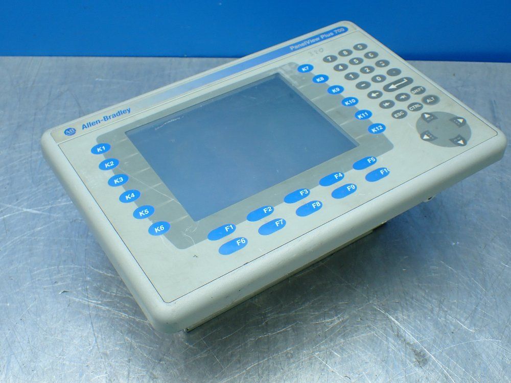 Allen-bradley Panelview Plus 700 Operator Panel Interface . - 2711p-b7c6d2