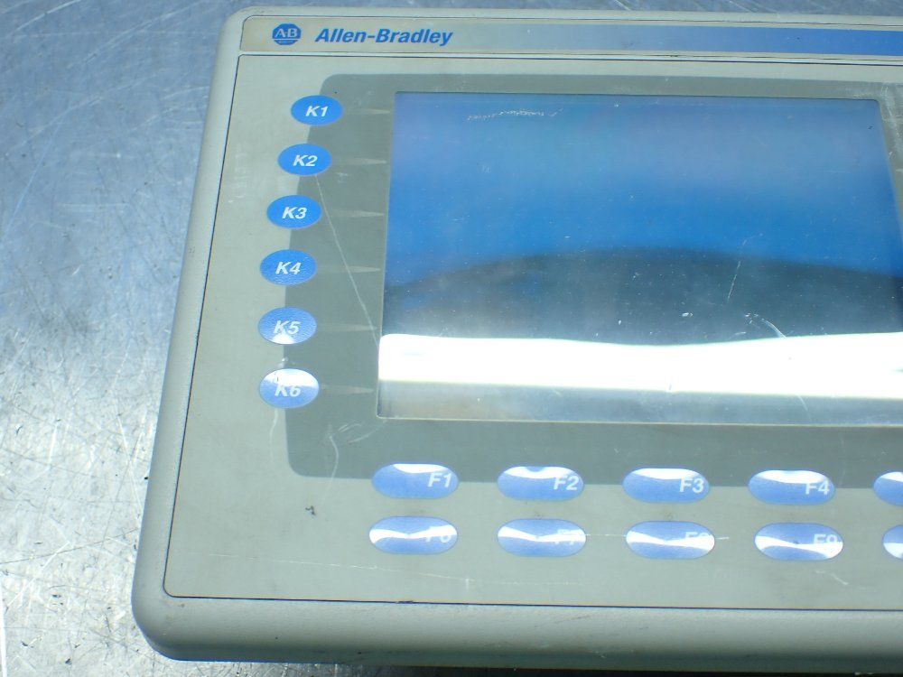 Allen-bradley Panelview Plus 700 Operator Panel Interface . - 2711p-b7c6d2