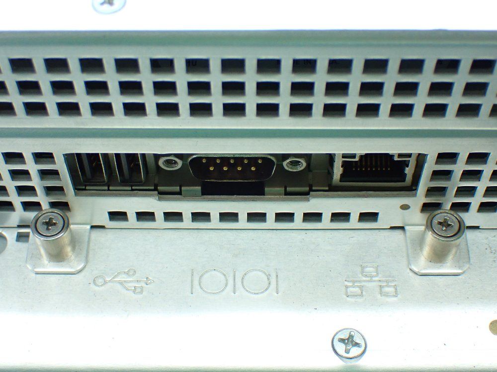 Allen-bradley Panelview Plus 700 Operator Panel Interface . - 2711p-b7c6d2