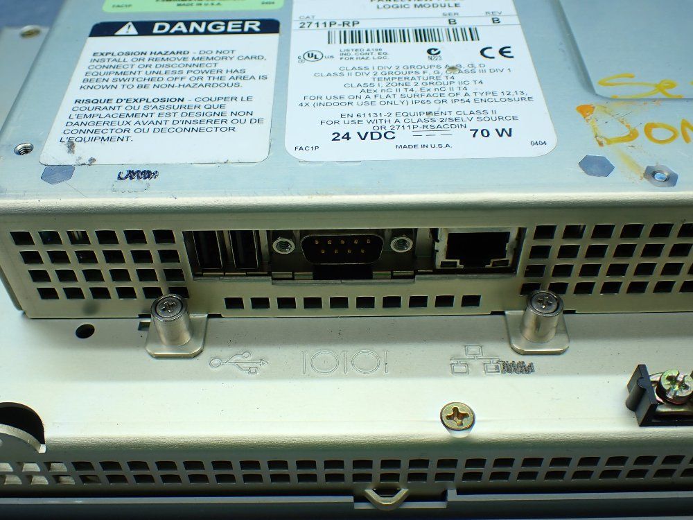 Allen-bradley Panelview Plus, 700 Operator Panel Interface - 2711p-b7c4d1