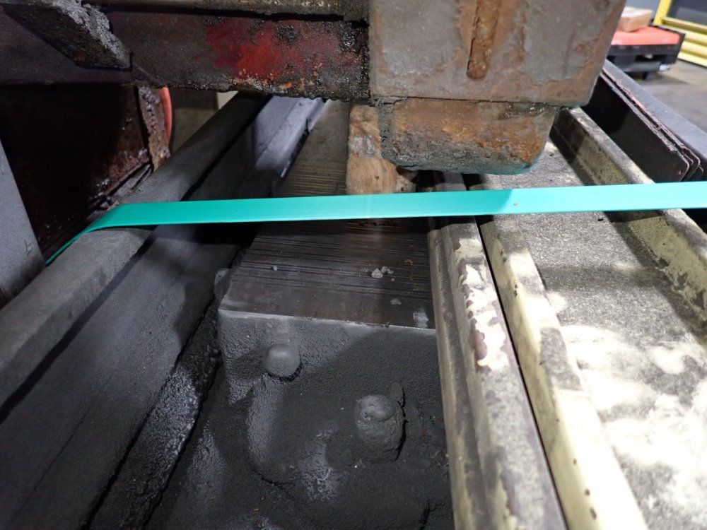 Chevalier Machinery Inc 18"x6" Fsg-618ad Surface Grinder - Fsg-618ad