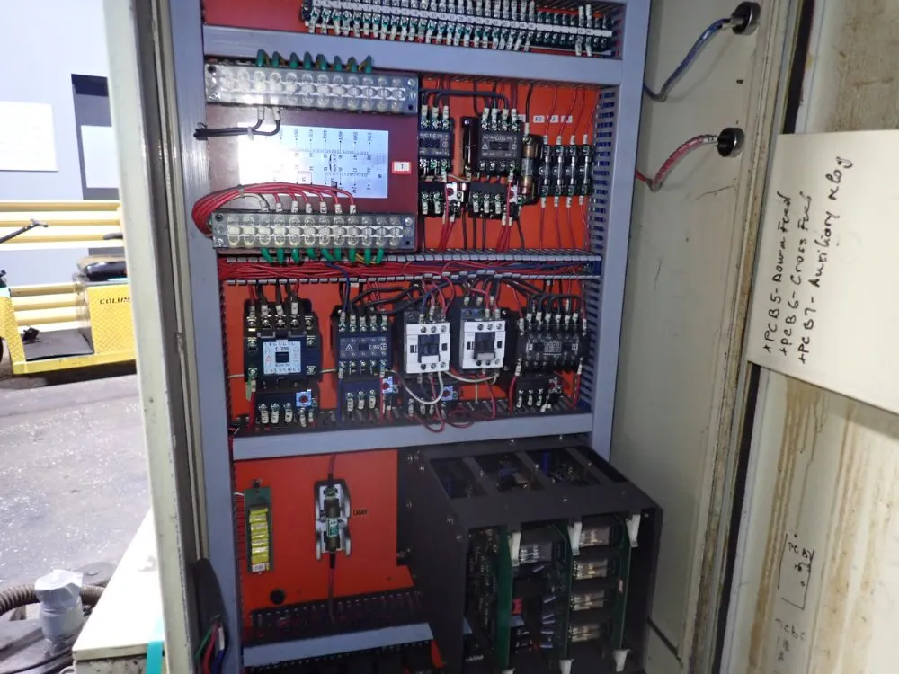 Chevalier Machinery Inc 18"x6" Fsg-618ad Surface Grinder - Fsg-618ad