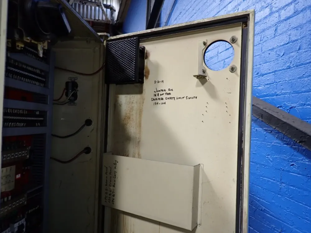 Chevalier Machinery Inc 18"x6" Fsg-618ad Surface Grinder - Fsg-618ad