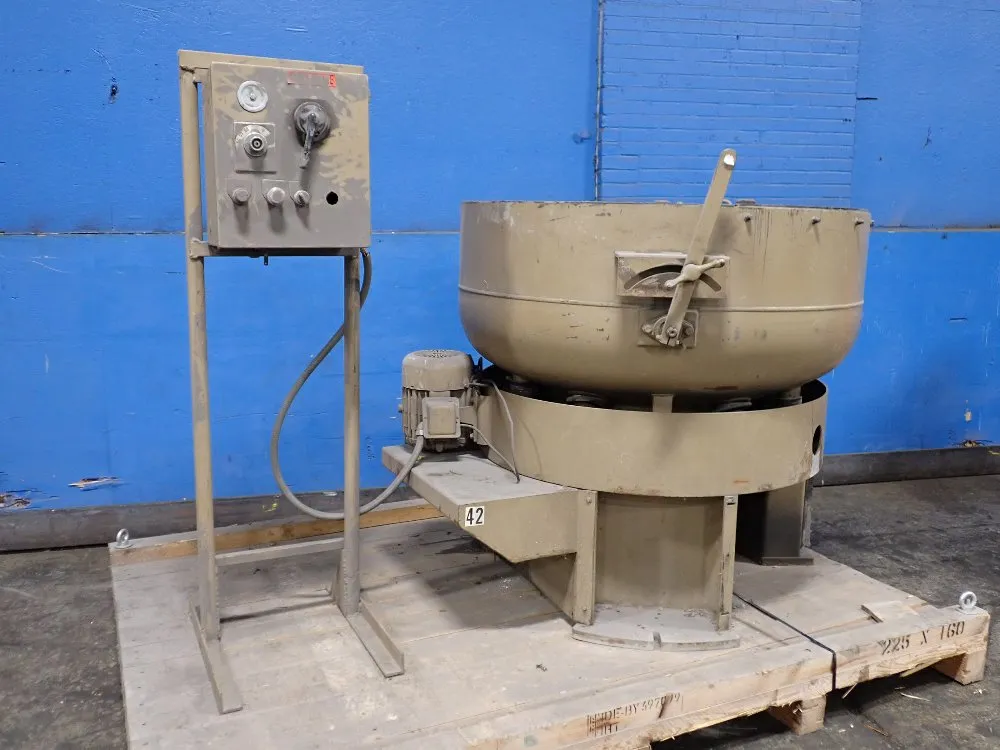VIBRATORY BOWL FINISHER