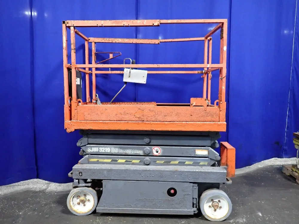 Skyjack 550 Lbs Scissor Lift - Sj111-3219
