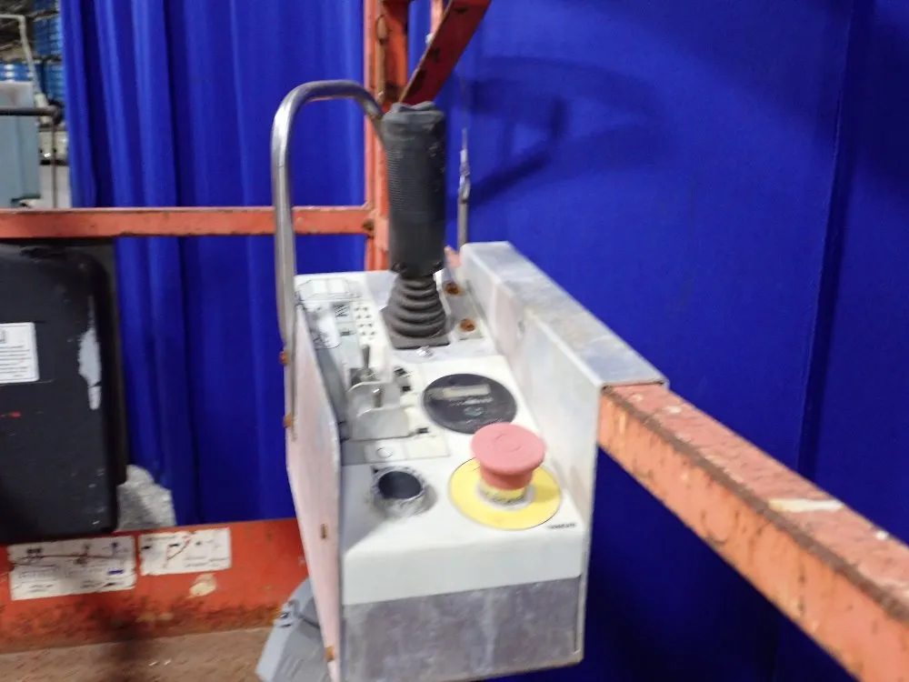 Skyjack 550 Lbs Scissor Lift - Sj111-3219