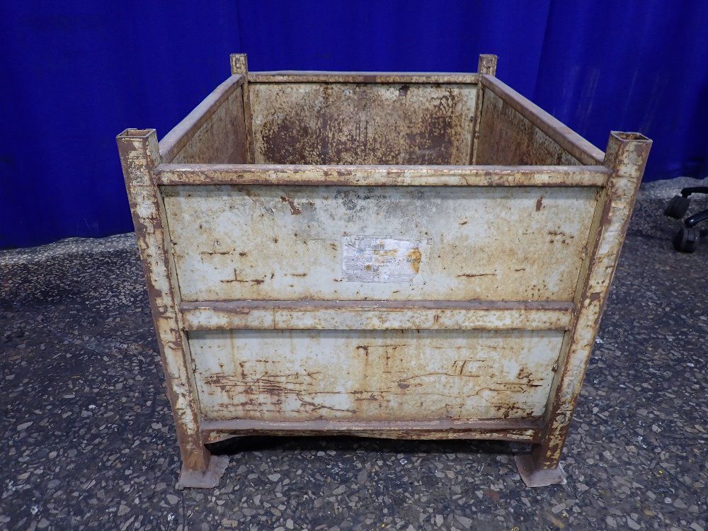 37" X 37" X 22" Stackable Metal Basket